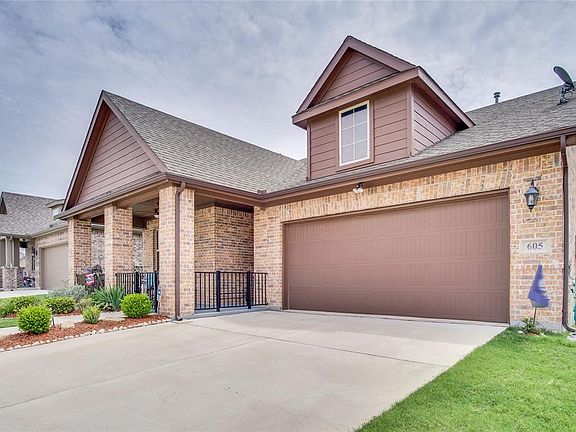 2nd image of 605 Caudle Ln