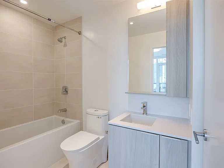 223 Redpath Ave — Photo 200