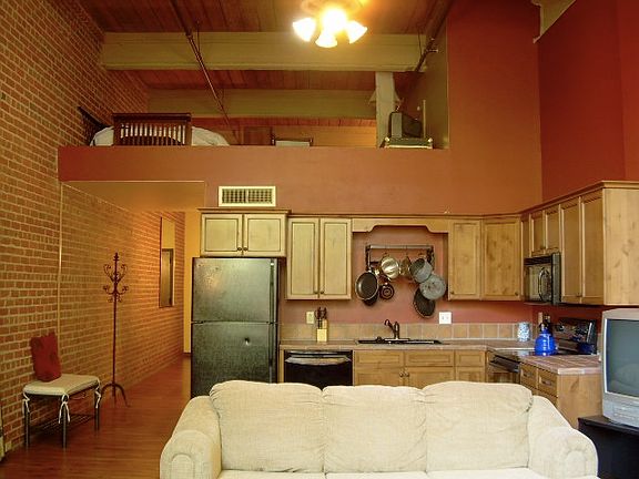 5th image of 500 N Duke St APT 54-206