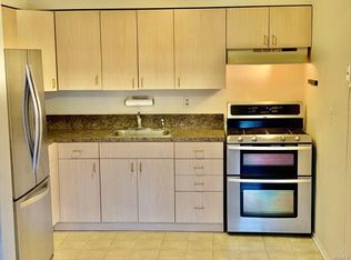 227 N Middletown Rd APT C, Pearl River, NY 10965