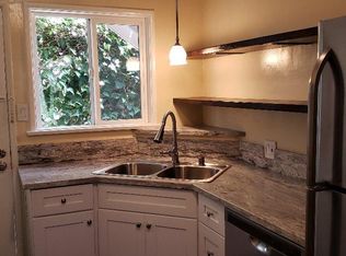 16524 W Sunset Blvd, Pacific Palisades, CA 90272