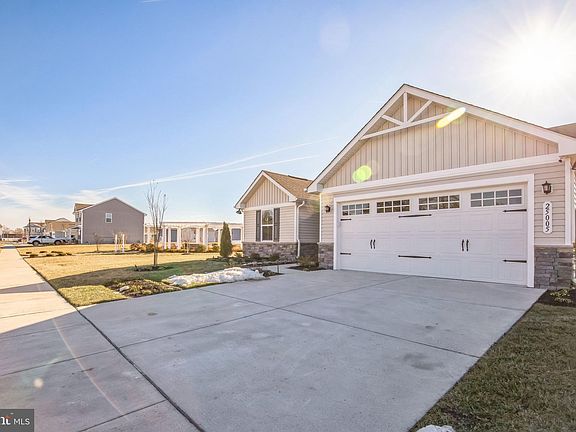 4th image of 25005 Aspen Cir