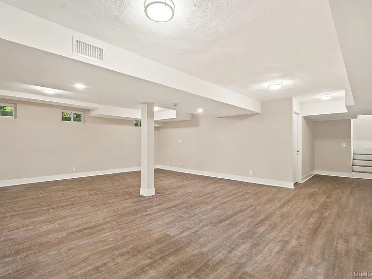 11 Tyler Rd — Photo 9