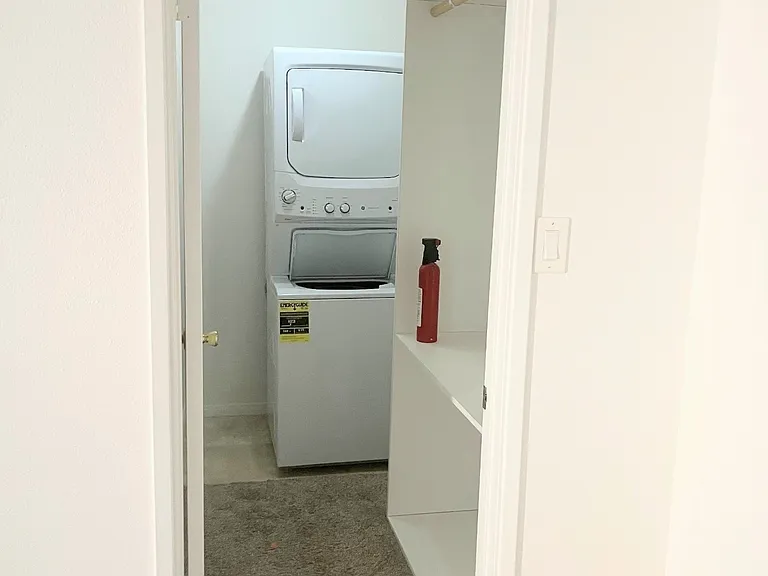 2095 Albury Ave — Photo 10