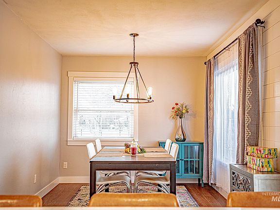 5th image of 3607 Dorman Ave