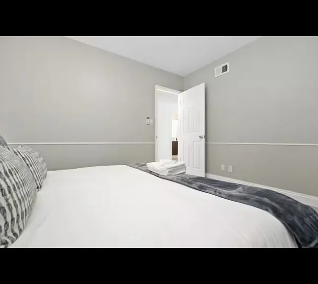 132 S Mockingbird Ln — Photo 3