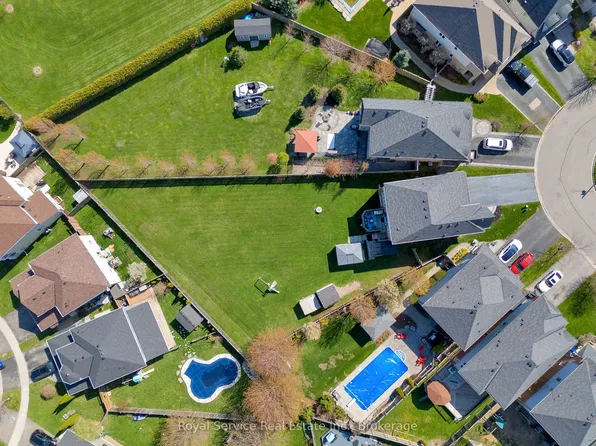 35 Alldread Cres, Clarington, ON L1B 0C2
