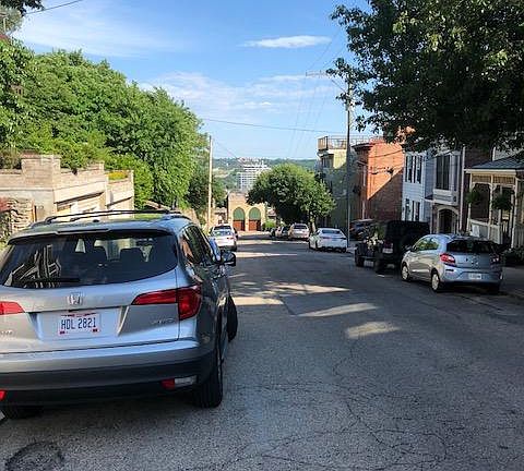 3rd image of 1028 Saint Gregory St