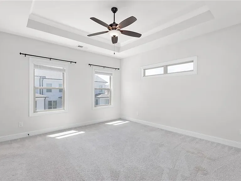 301 Marlowe Aly — Photo 28