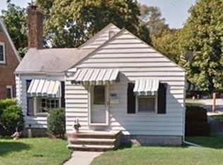 2125 Berkley Pl, South Bend, IN 46616