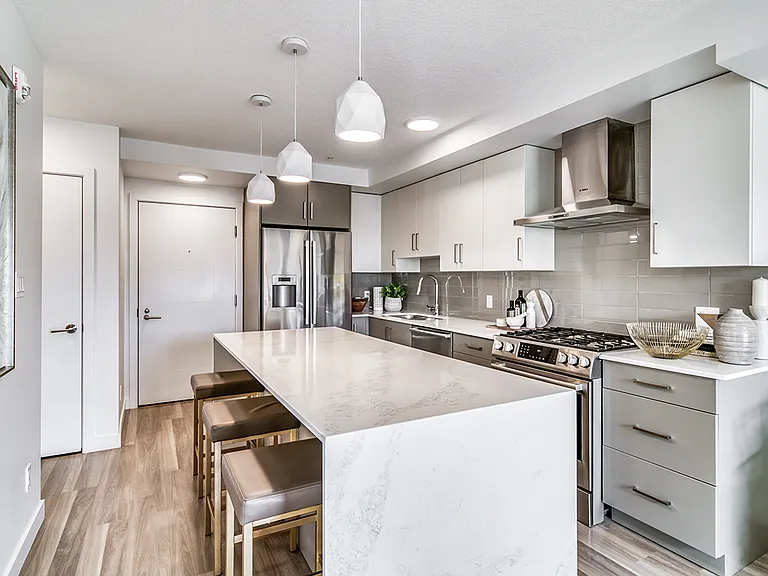 2107 34th Ave SW — Photo 26