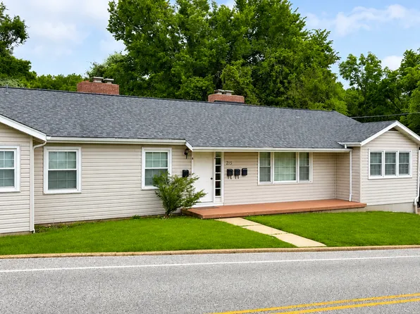 215 N 9th St #D, Festus, MO 63028