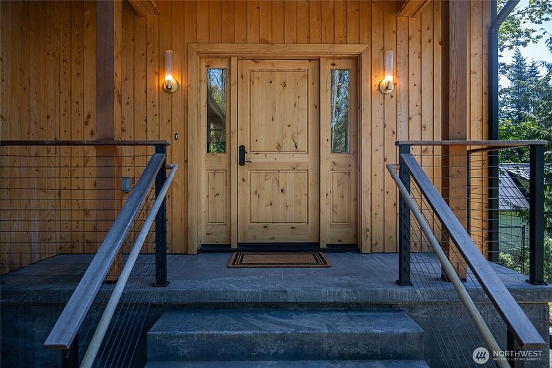 5th image of 760 Chuckanut Drive
