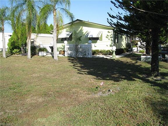 4th image of 15885 Hart Rd