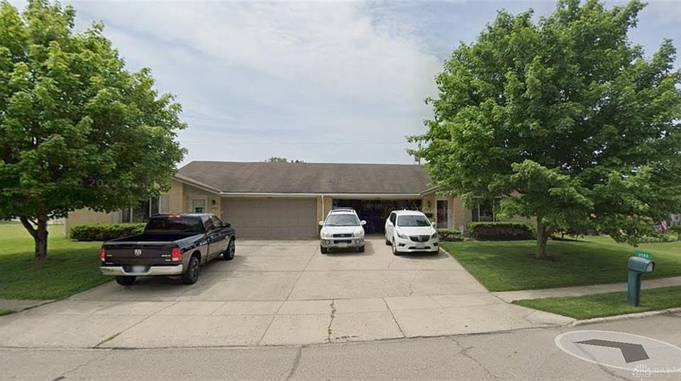 1st image of 3580 Village Green Dr