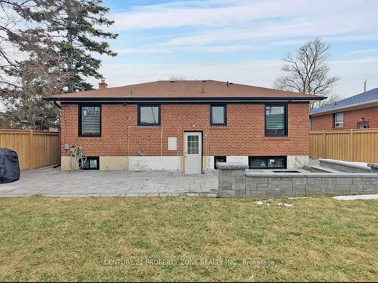40 Brisco St — Photo 18