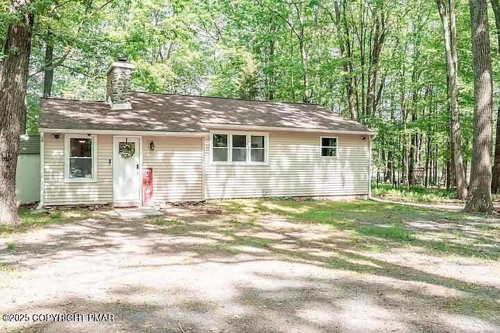 1st image of 250 Stillwater Dr