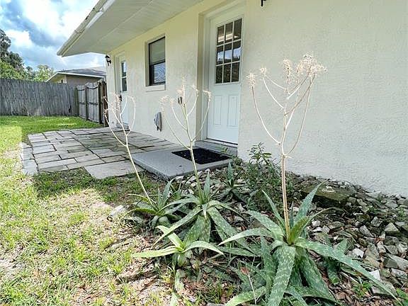 3rd image of 5386 NE 12th Ave