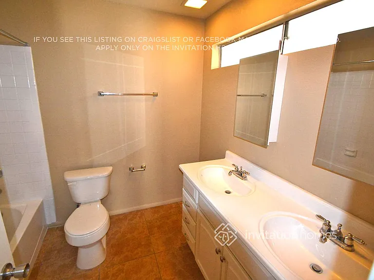6432 W Christy Dr — Photo 9