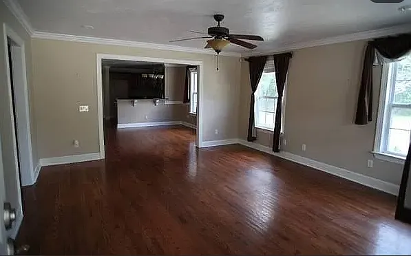 3 bed, 1460 sqft, $1,800 — Photo 2