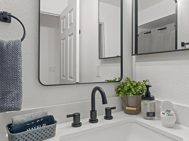 11417 W Orange Blossom Ln — Photo 30