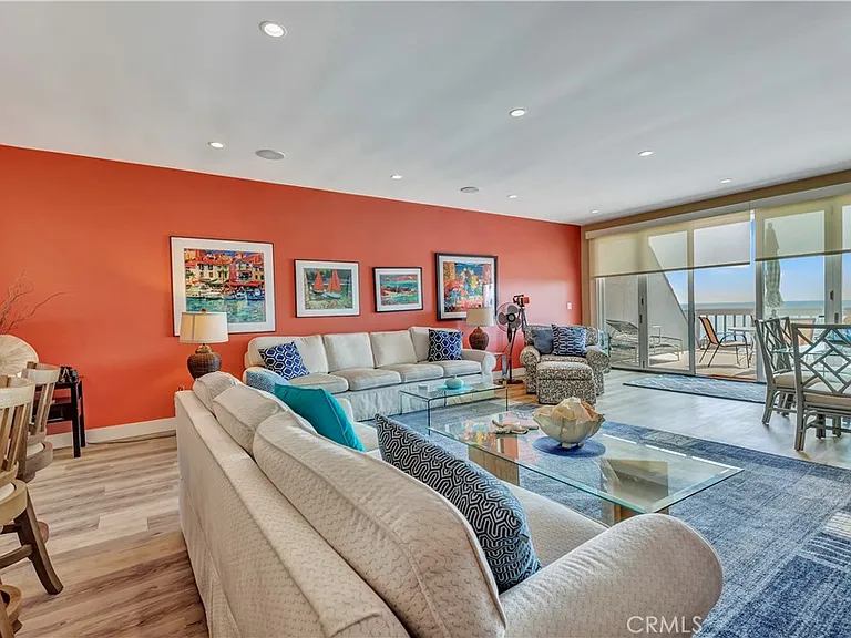 714 Cliff Dr — Photo 13