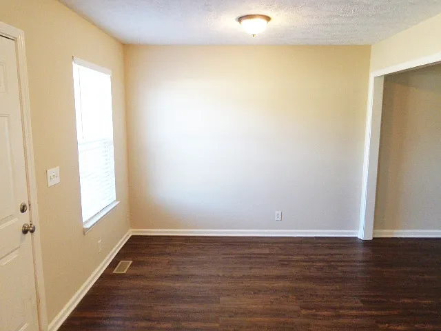 2836 Islington Dr — Photo 5