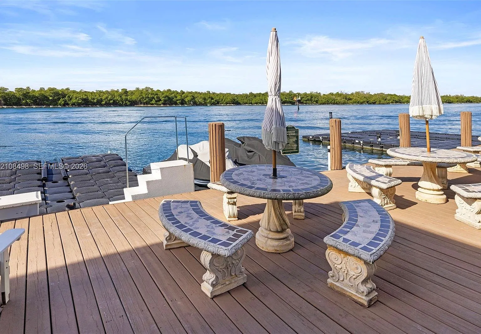 Waterways Condo — Photo 4