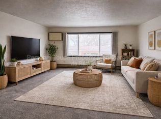 1050 Front St #7, Casselton, ND 58012