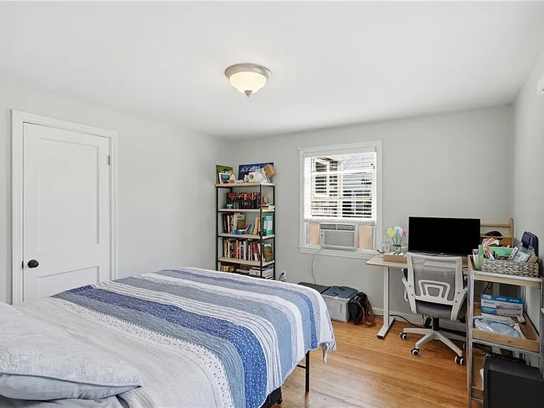 25 King Rd — Photo 31