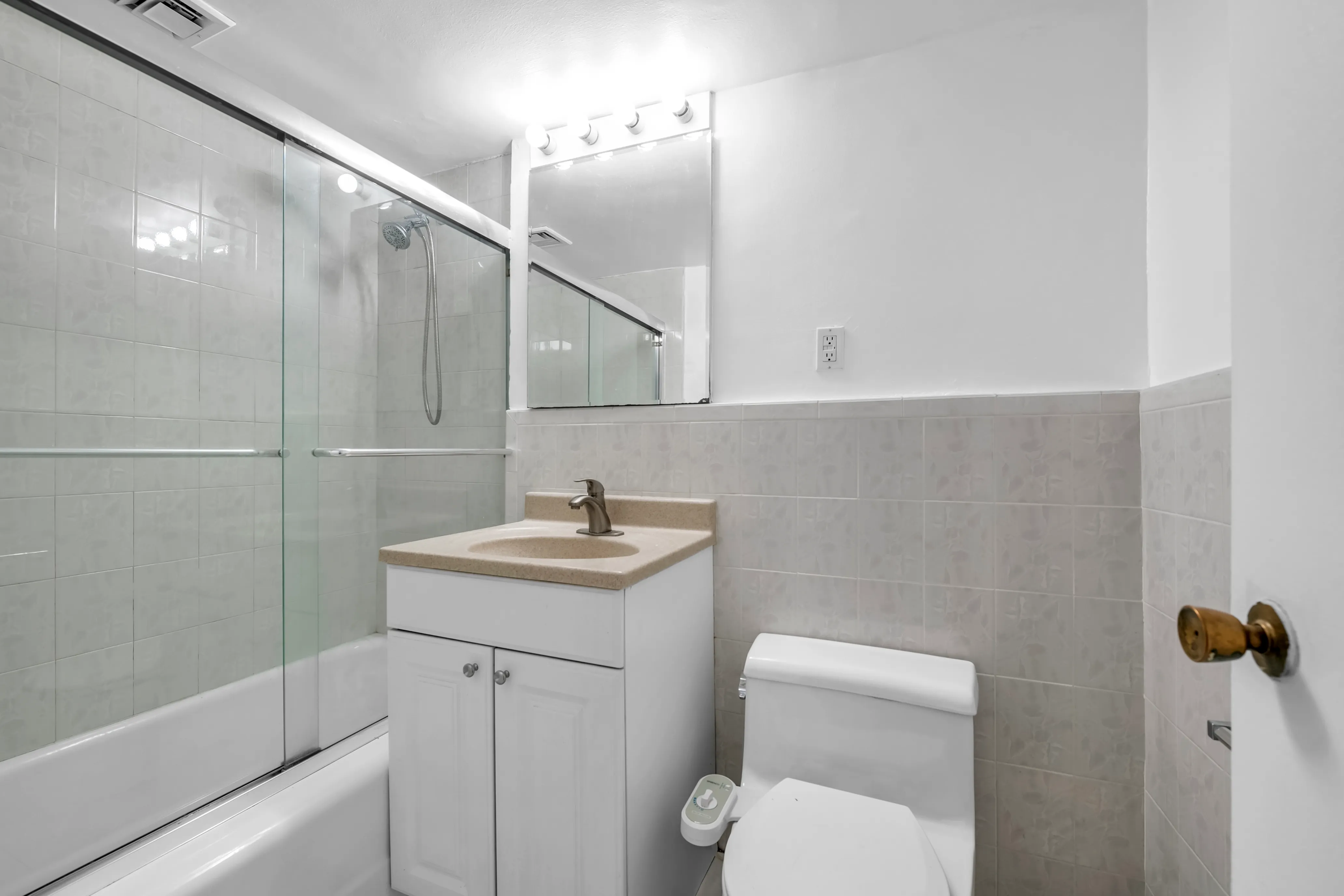 40 Clinton Street #4C in Brooklyn Heights, Brooklyn | StreetEasy