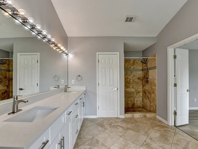 6125 Pattingham Dr — Photo 20