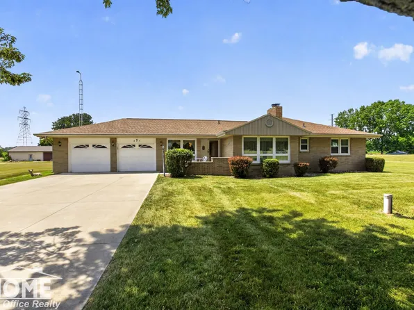 825 N State Rd, Owosso, MI 48867