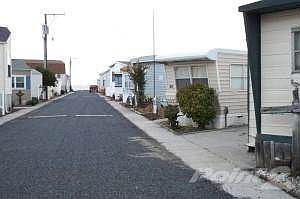 2-Road Ends at BAY Front 100_3062