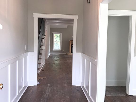 2nd image of 1708 Grace St