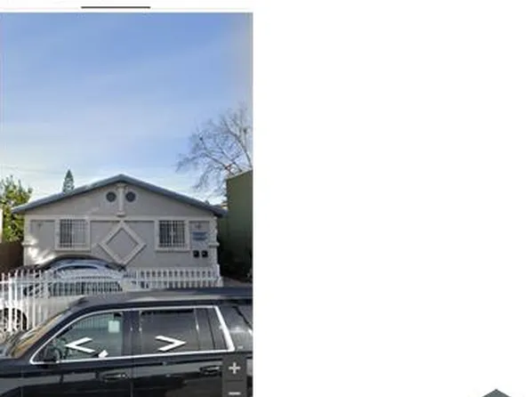 715 W Vernon Ave #2, Los Angeles, CA 90037