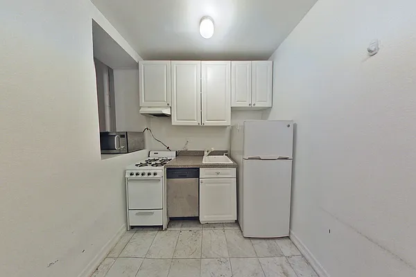 Rented by Platinum Properties | media 19