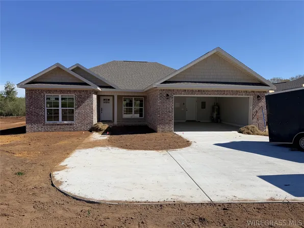 548 N John St, New Brockton, AL 36351