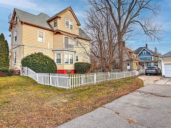 3rd image of 130 Norwood Ave #2