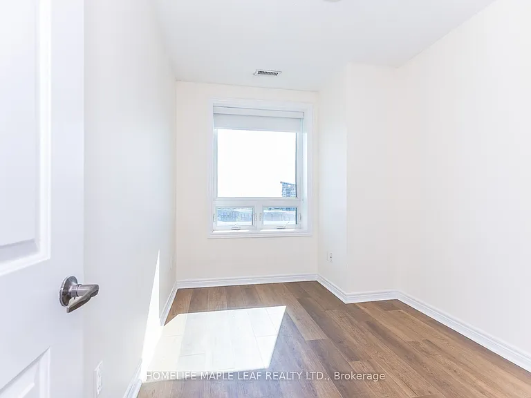 7400 Markham Rd #517 — Photo 16