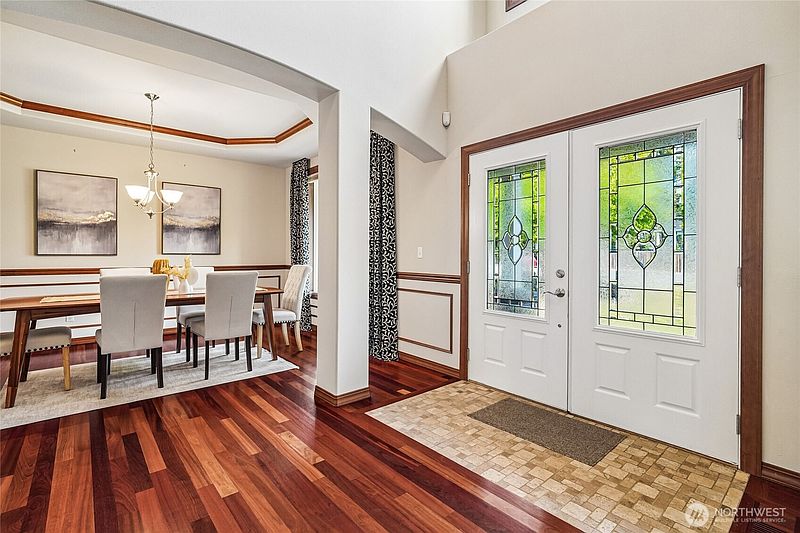 4th image of 1408 180th Avenue E