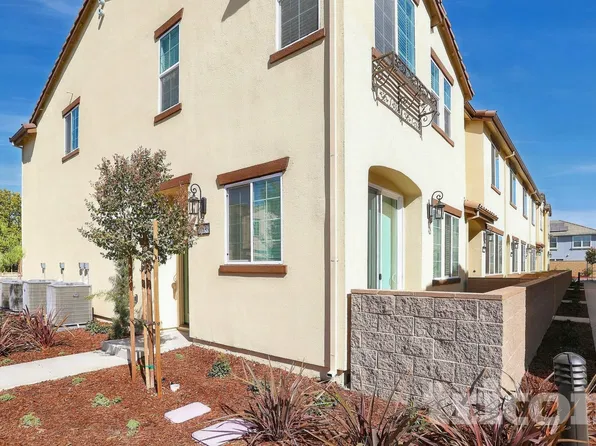 10538 Barrena Loop, Elk Grove, CA 95757