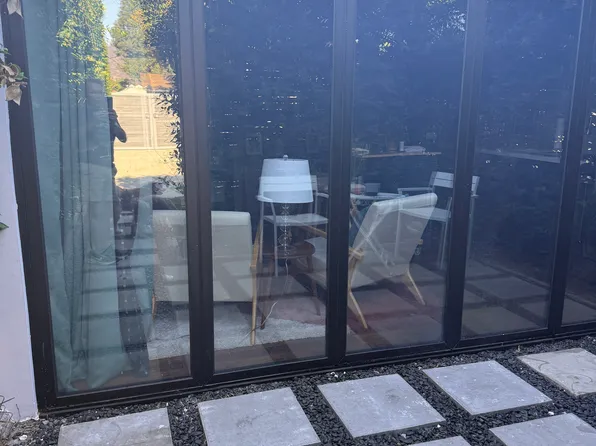 629 N Reese Pl, Burbank, CA 91506