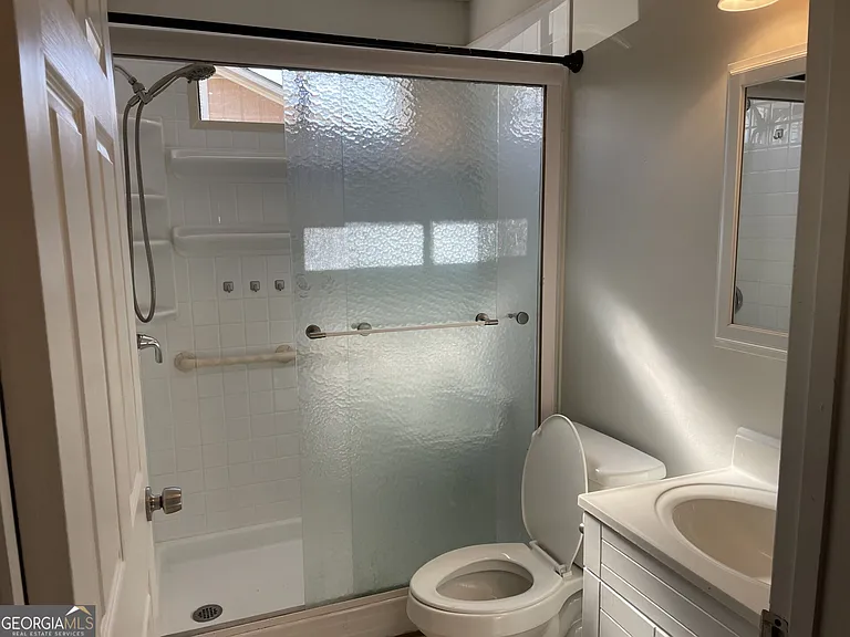 403 Fairfield Ct — Photo 11