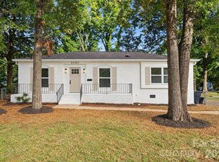 5707 Kallam Ct, Charlotte, NC 28215