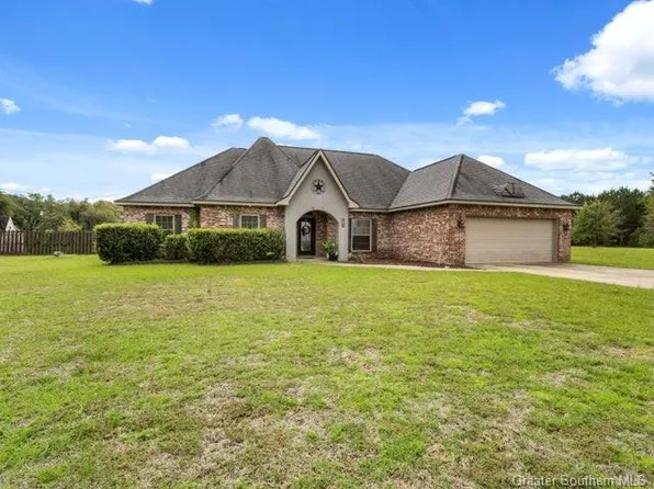 102 Mirante Dr, Leesville, LA 71446