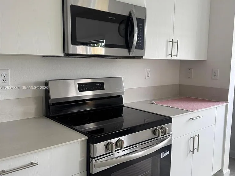 17875 SW 359th Ter — Photo 2
