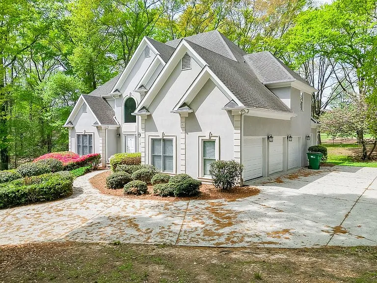 9345 Riverclub Pkwy — Photo 4
