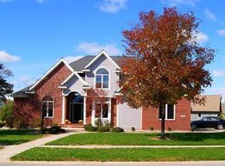 5701 Stillwater Ln, Midland, MI 48642