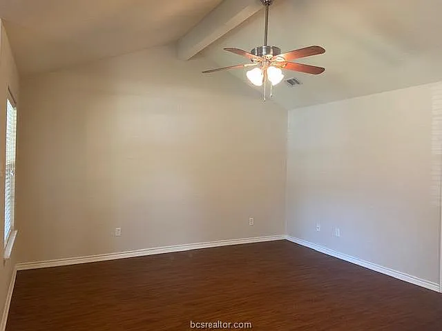 3607 Glenna Ct — Photo 4